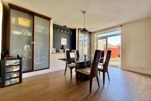 Dining Room- click for photo gallery